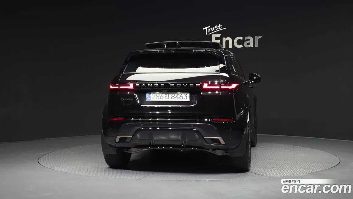 Land Rover Range Rover Evoque — фото 3
