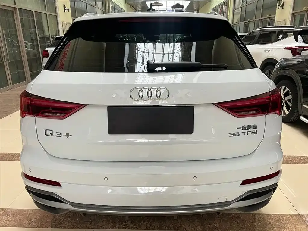 Audi Q3 2022 из CN, фото 7