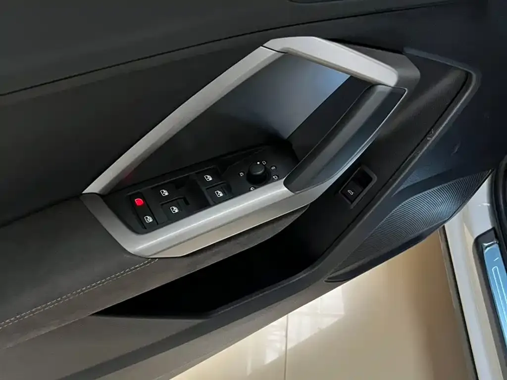 Audi Q3 2022 из CN, фото 2