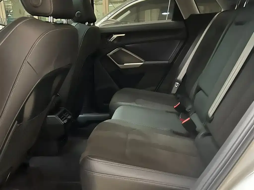 Audi Q3 2022 из CN, фото 4