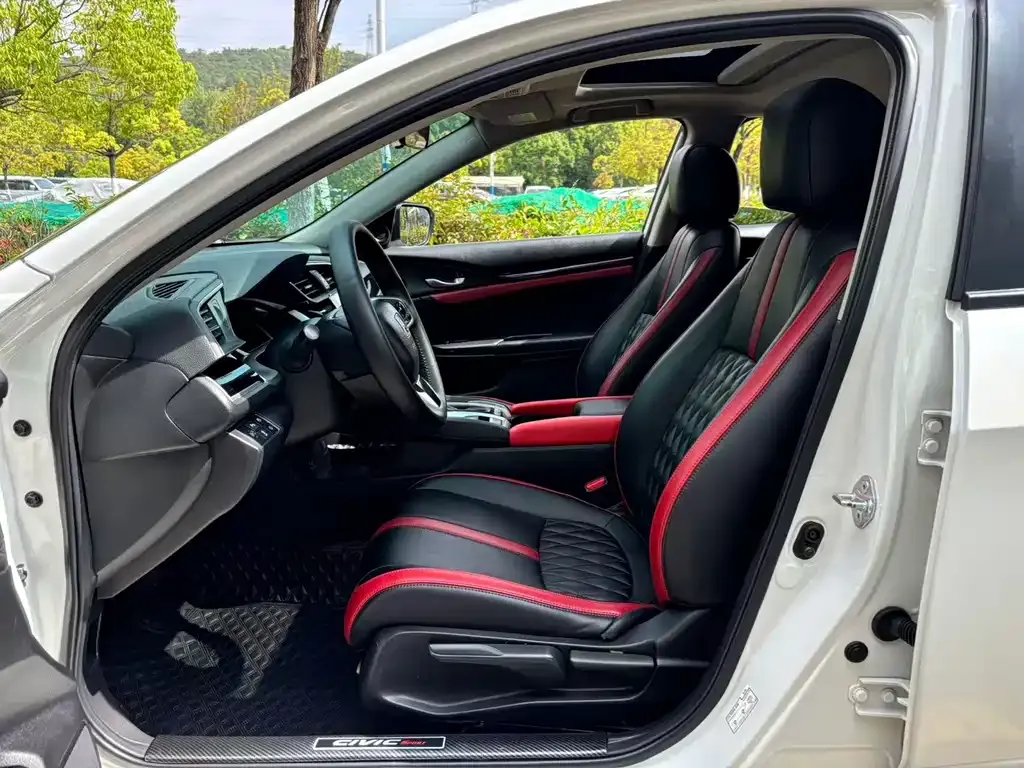 Honda Civic — фото 4