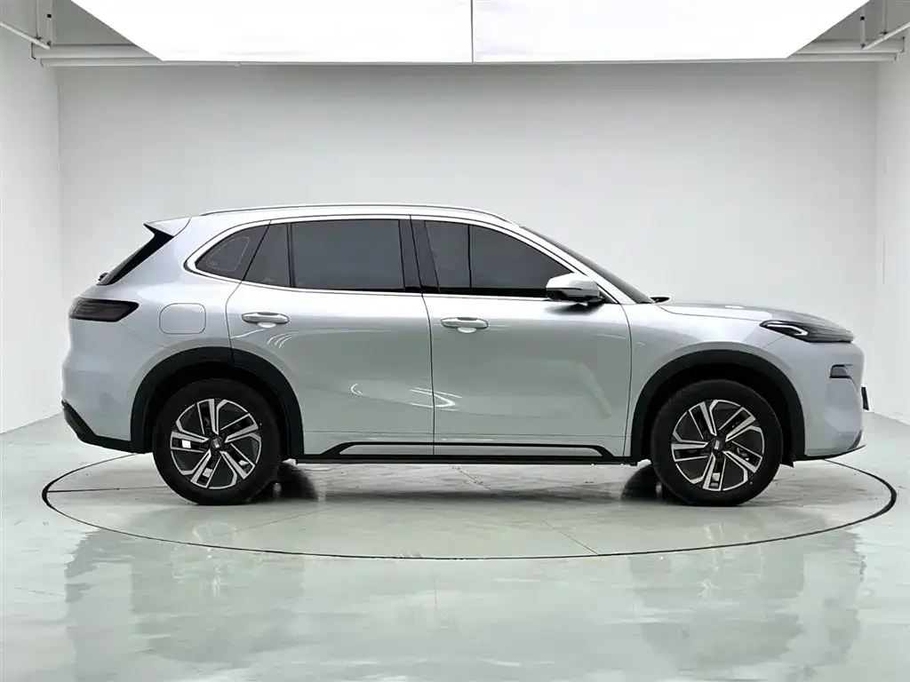Geely Galaxy Xingjian 7 2025 из CN, фото 10