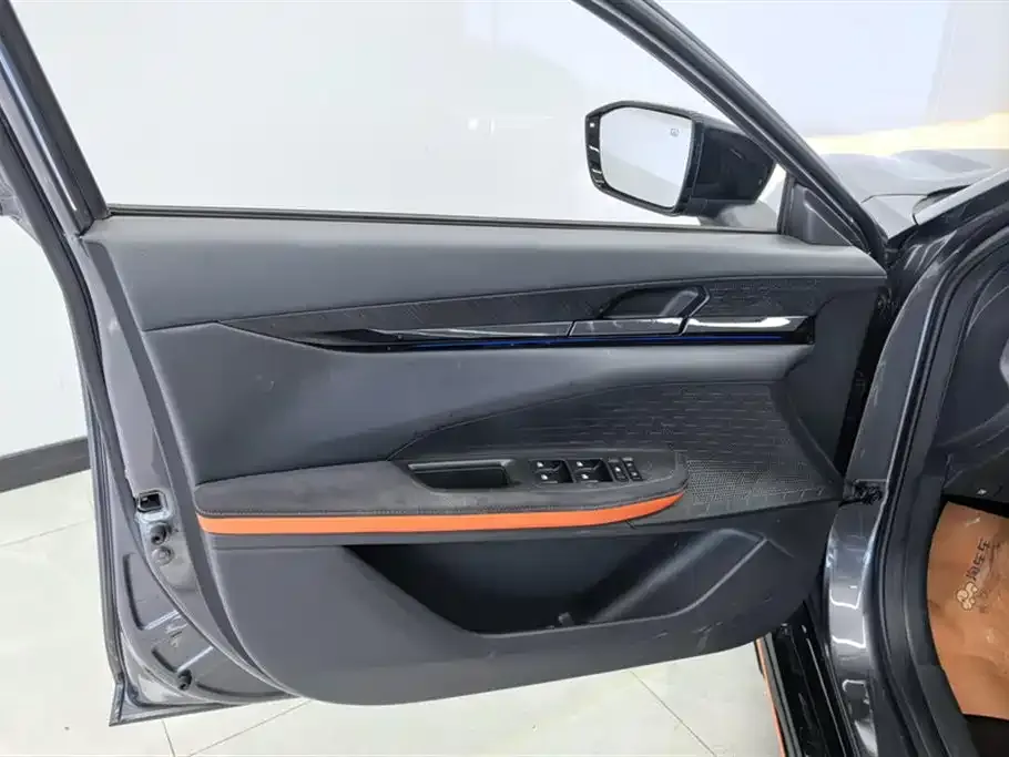 Changan UNI-V 2022 из CN, фото 2