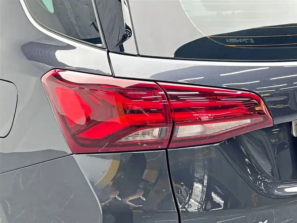 Chevrolet Equinox 2023 из CN, фото 10