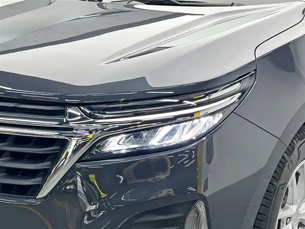 Chevrolet Equinox 2023 из CN, фото 9