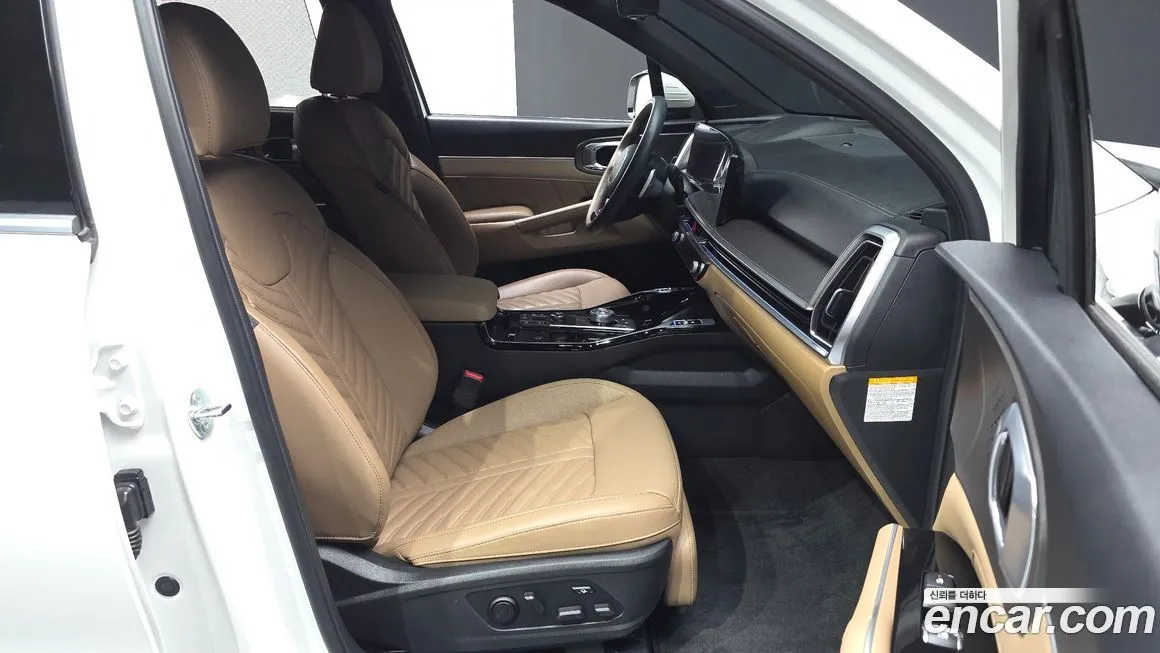Kia Sorento — фото 9