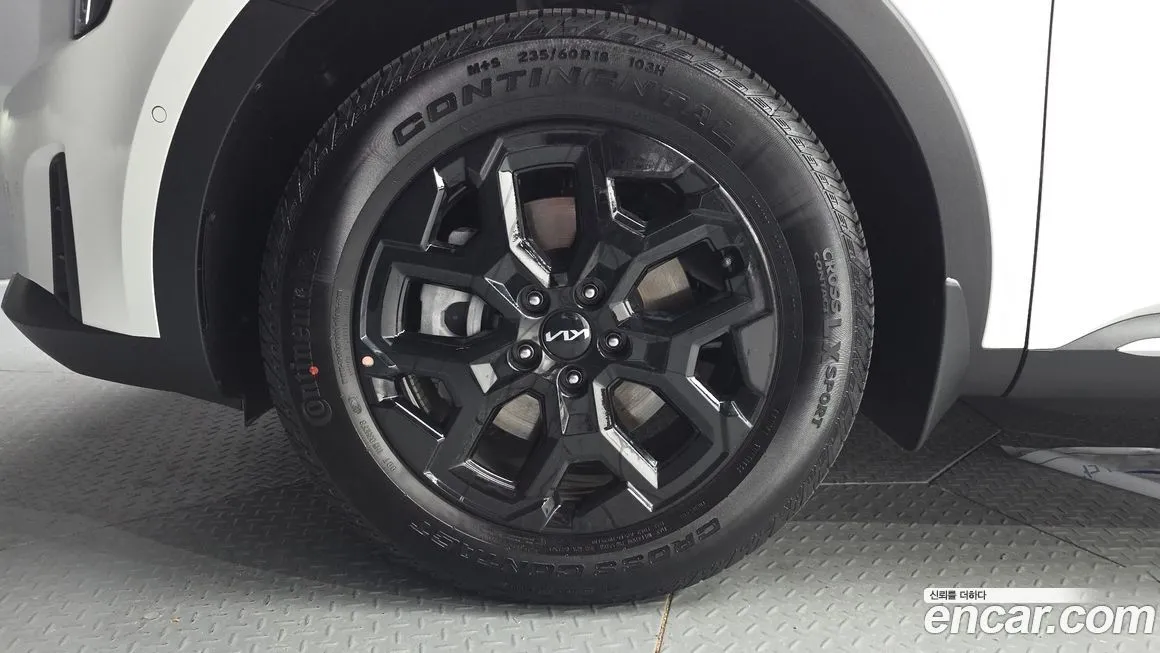 Kia Sorento — фото 10
