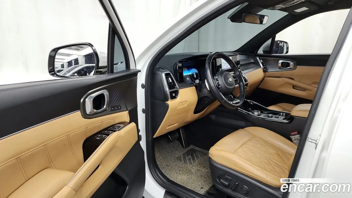 Kia Sorento — фото 10