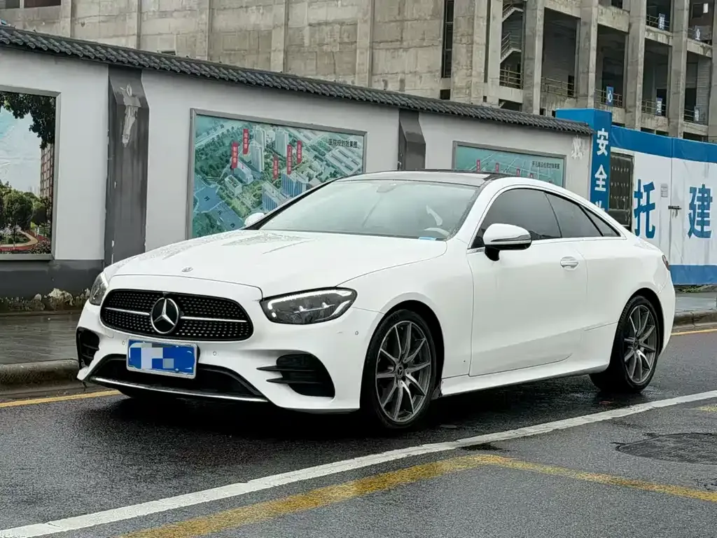 Mercedes-Benz E-Class (Import) — фото 1