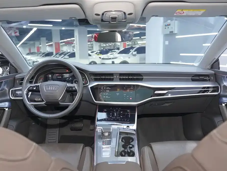 Audi A7L 2023 из CN, фото 6