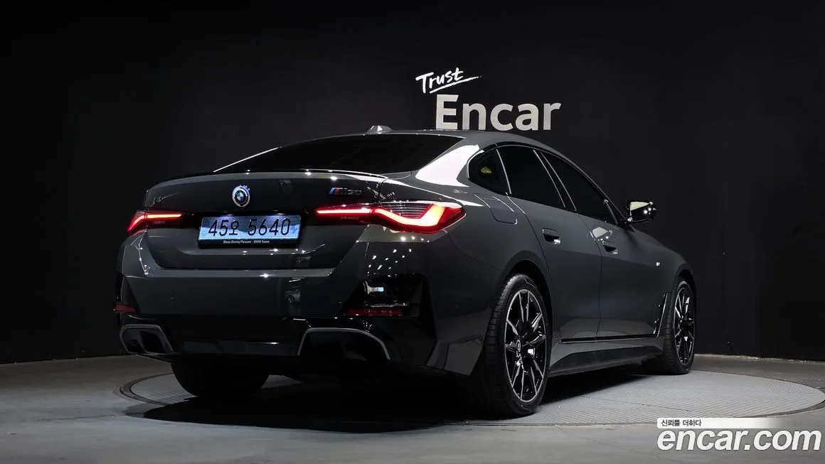 BMW i4 2023 из KR, фото 8