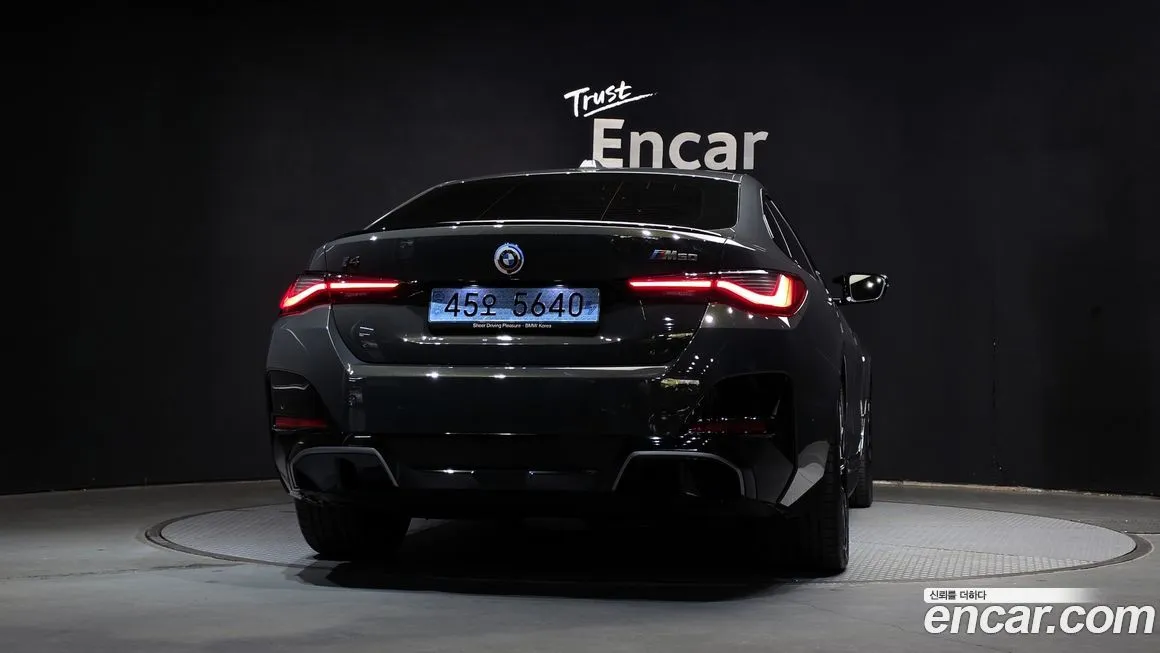 BMW i4 2023 из KR, фото 5