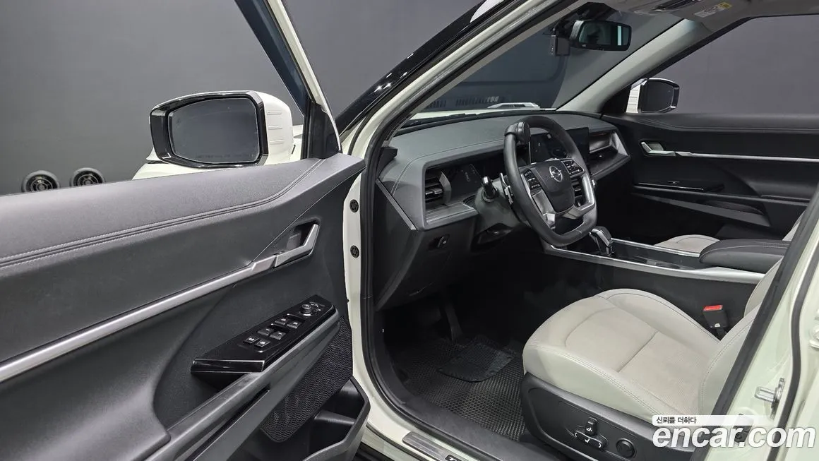 KG Mobility (Ssangyong) Torres 2023 из KR, фото 8
