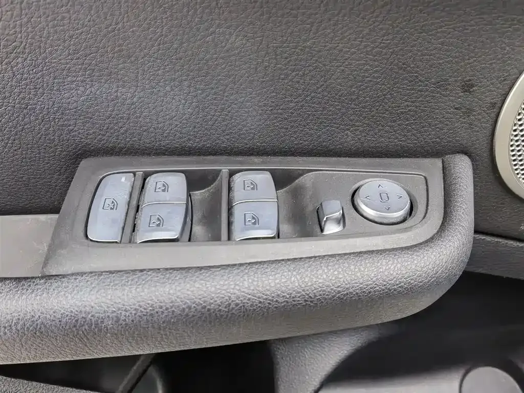 BMW 1 Series — фото 10