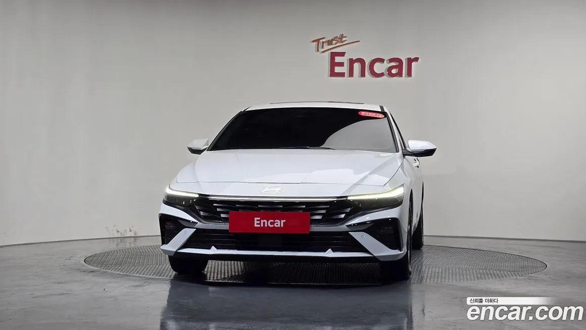 Hyundai AVANTE — фото 3