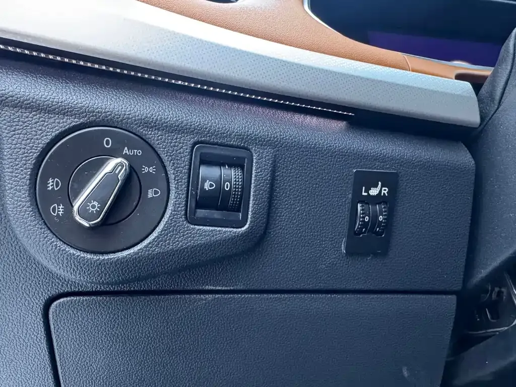 Volkswagen Bora 2022 из CN, фото 9