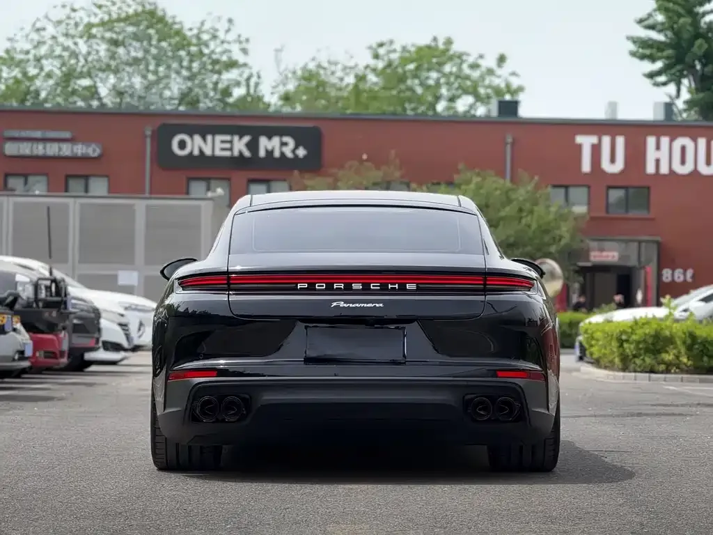 Porsche Panamera 2025 из CN, фото 7