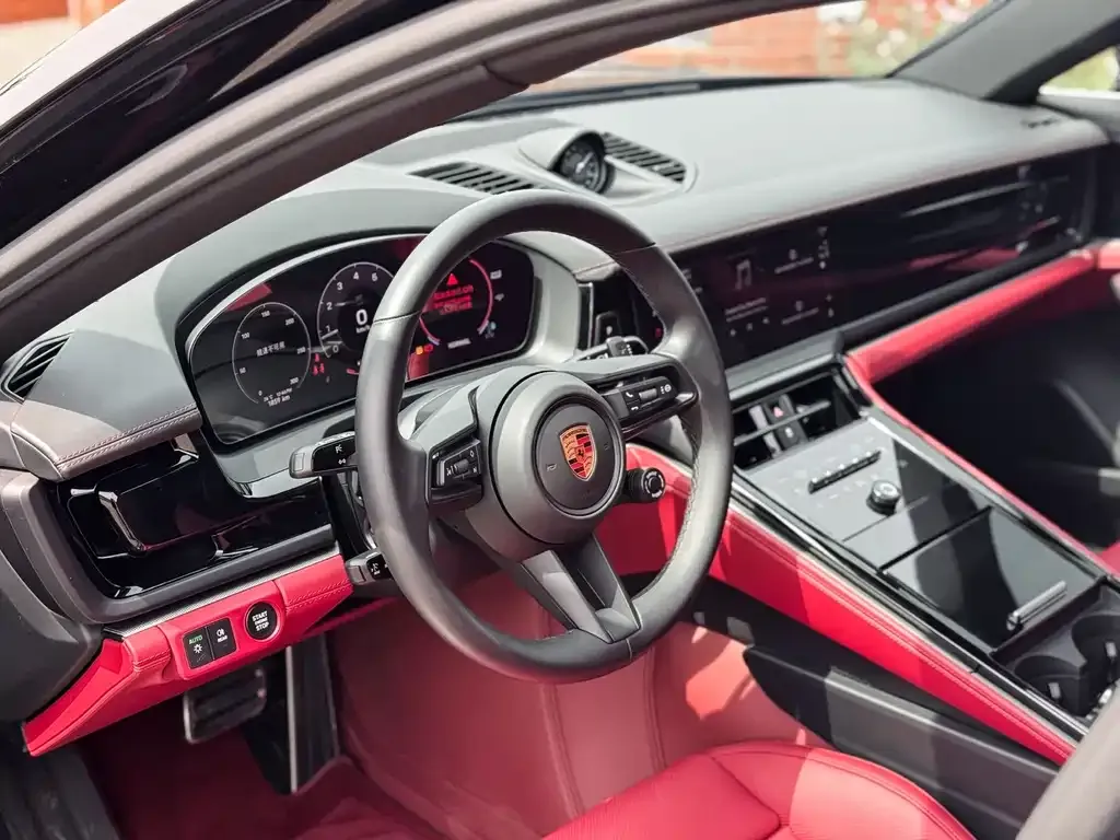 Porsche Panamera 2025 из CN, фото 2
