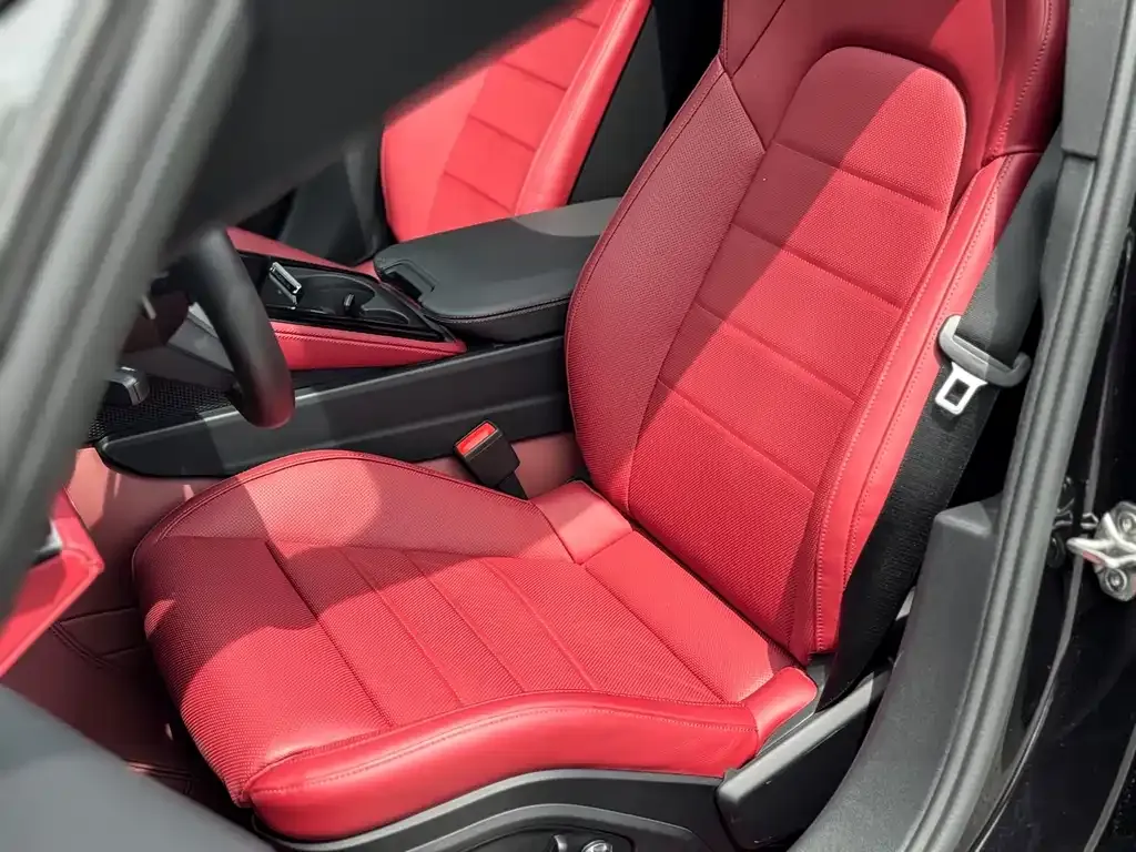 Porsche Panamera 2025 из CN, фото 4