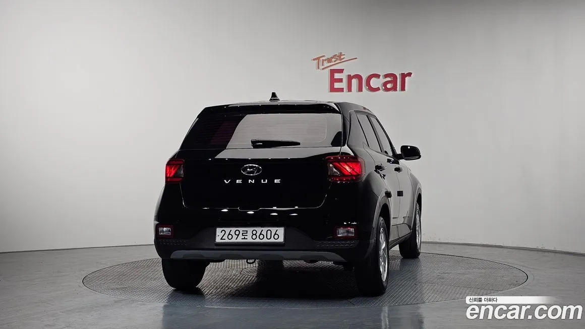 Hyundai Venue 2021 из KR, фото 2