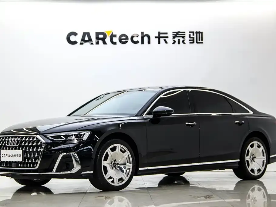 Audi A8 2023 из CN, фото 1
