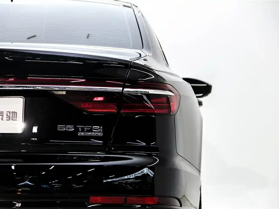 Audi A8 2023 из CN, фото 8