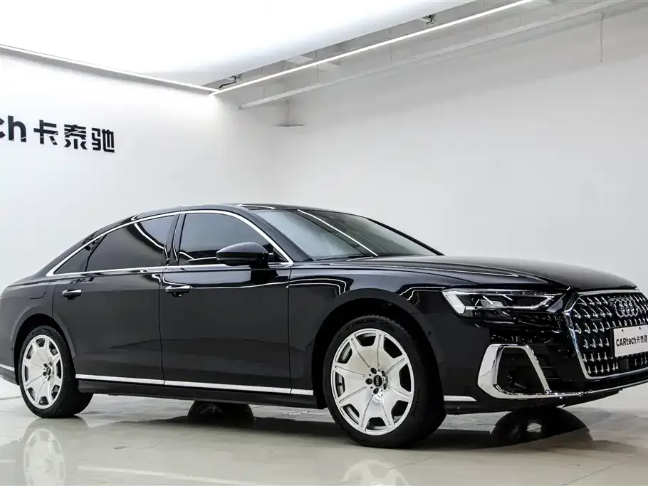 Audi A8 2023 из CN, фото 3