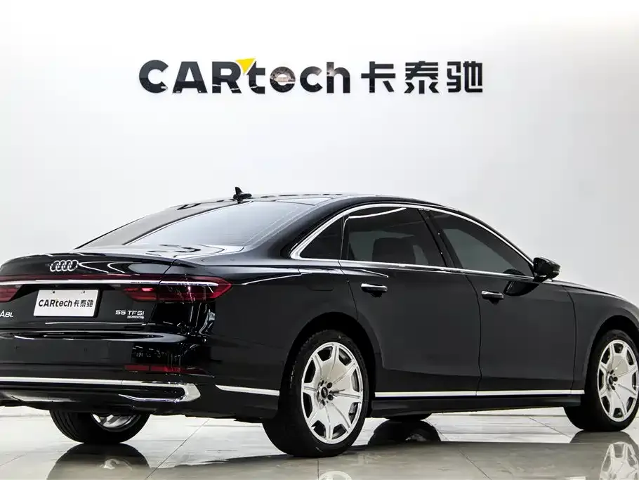 Audi A8 2023 из CN, фото 6
