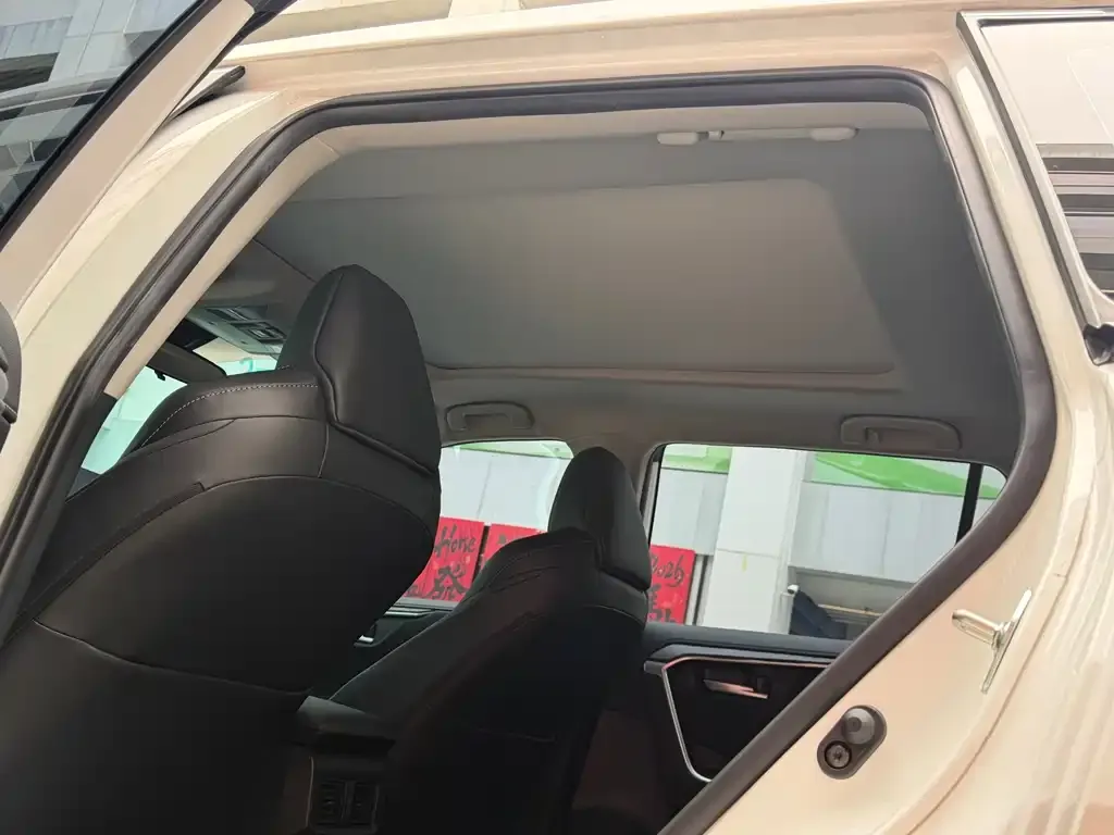 Toyota Wildlander 2025 из CN, фото 3