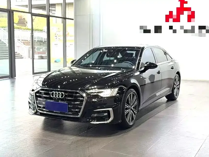 Audi A6L — фото 1