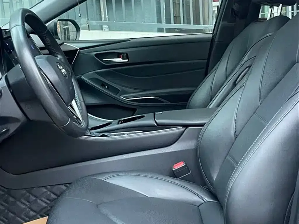 Toyota Avalon 2022 из CN, фото 4