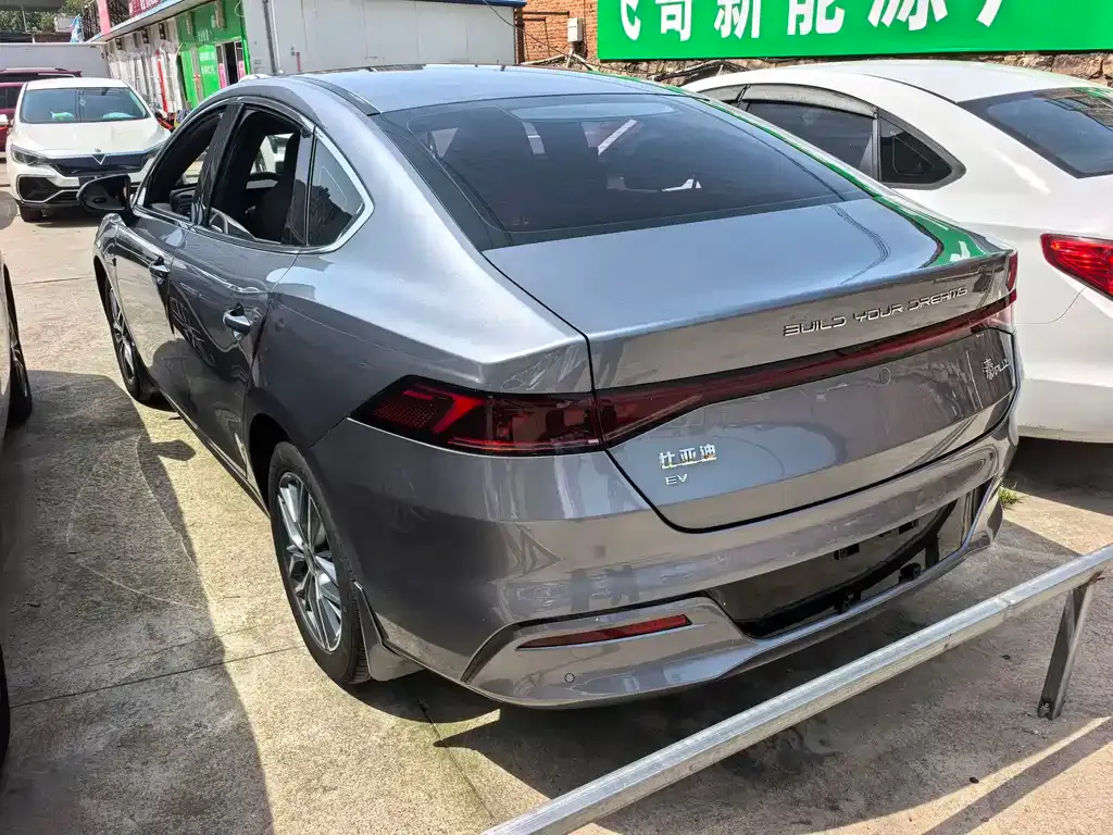 BYD Qin PLUS 2023 из CN, фото 9