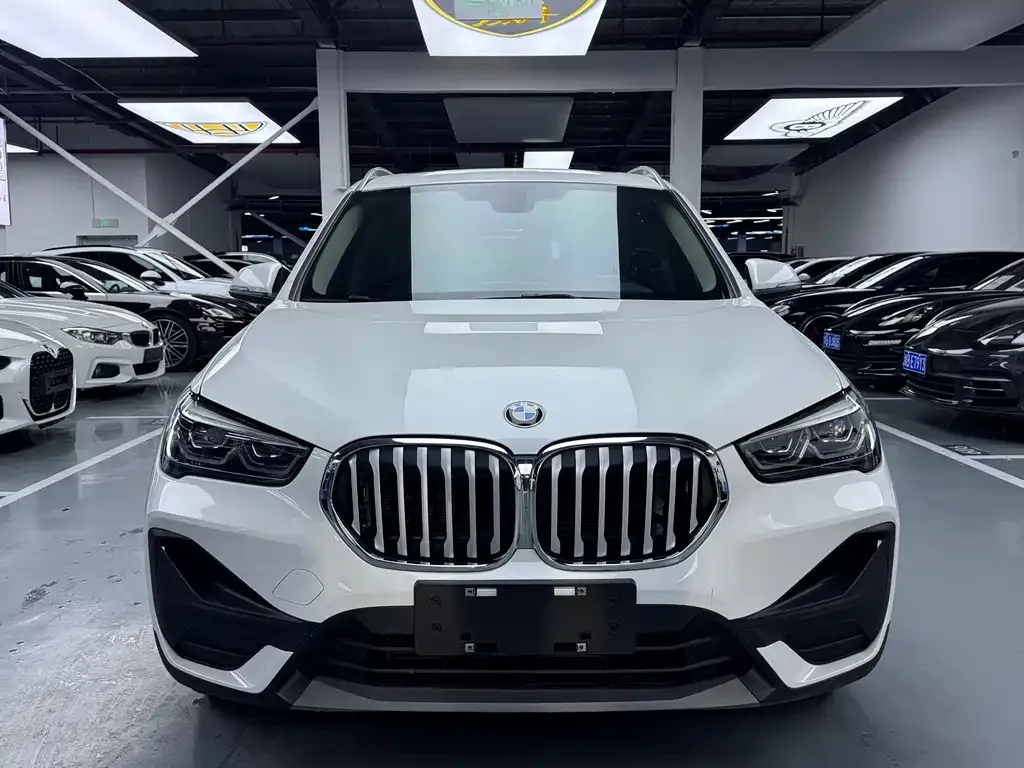 BMW X1 — фото 3
