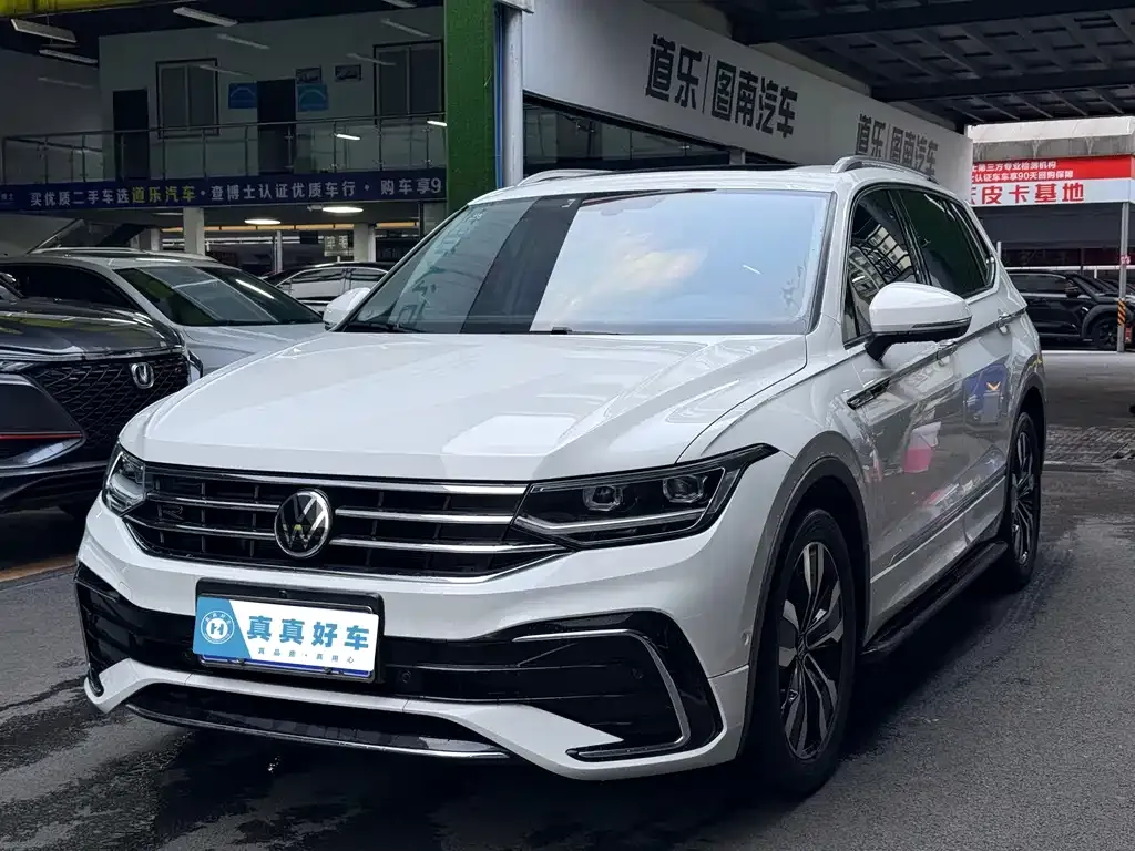 Volkswagen Tiguan L 2022 из CN, фото 1