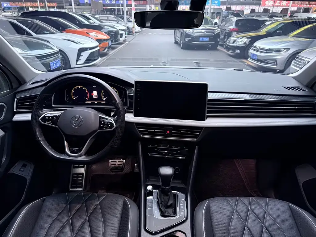 Volkswagen Tiguan L 2022 из CN, фото 5