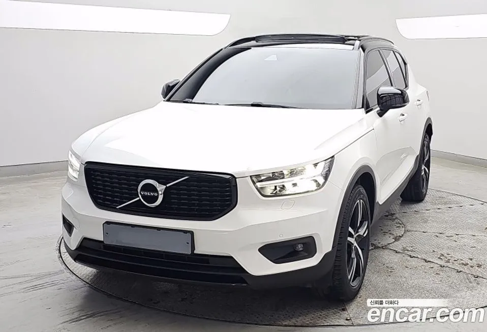 Volvo XC40
