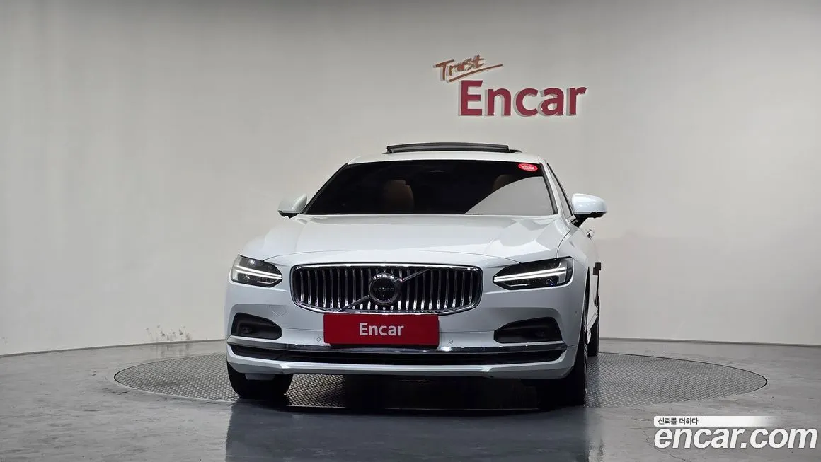 Volvo S90 2023 из KR, фото 3