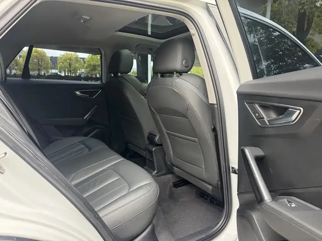 Audi Q2L 2022 из CN, фото 8