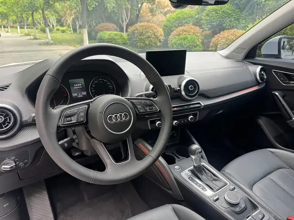 Audi Q2L 2022 из CN, фото 2