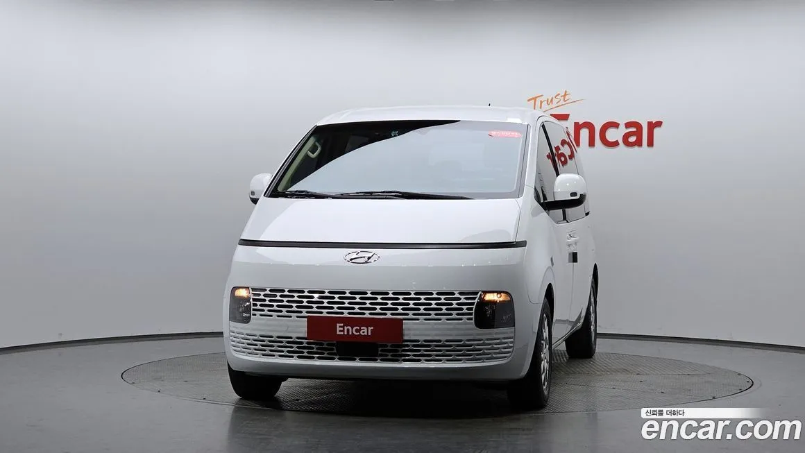 Hyundai Staria 2023 из KR, фото 4