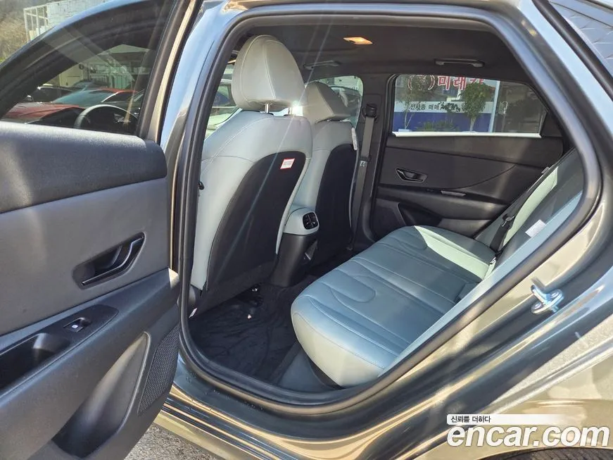 Hyundai AVANTE 2025 из KR, фото 2