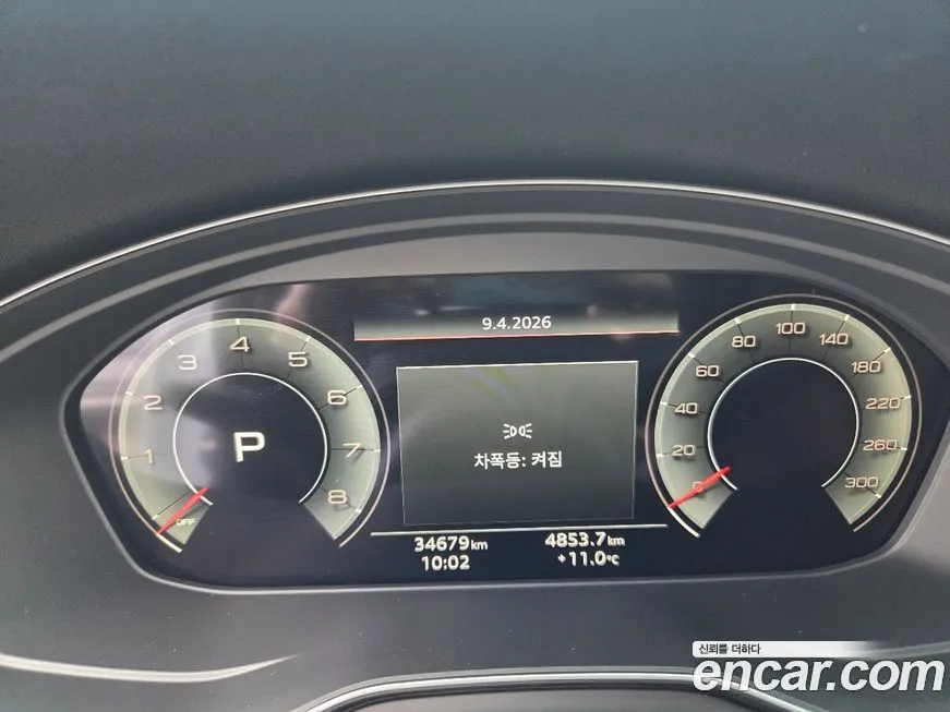 Audi A4 2021 из KR, фото 2