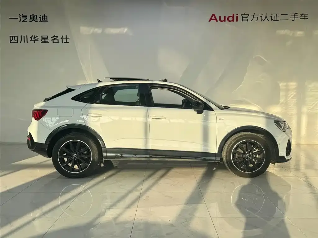 Audi Q3 Sportback — фото 9
