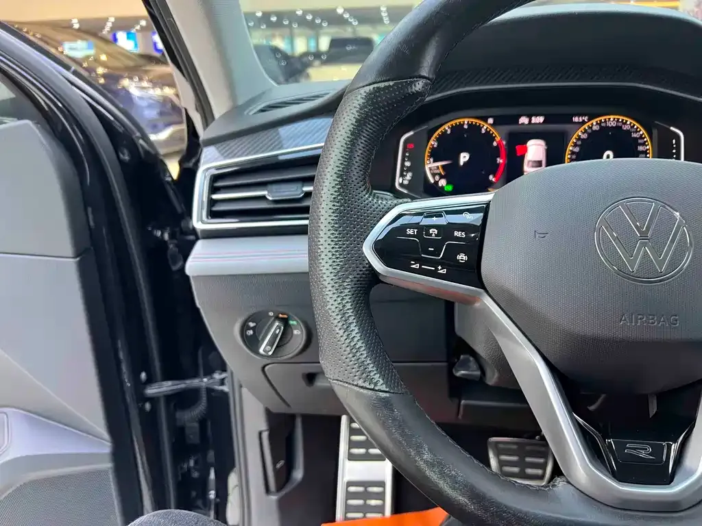 Volkswagen Tiguan X 2021 из CN, фото 3