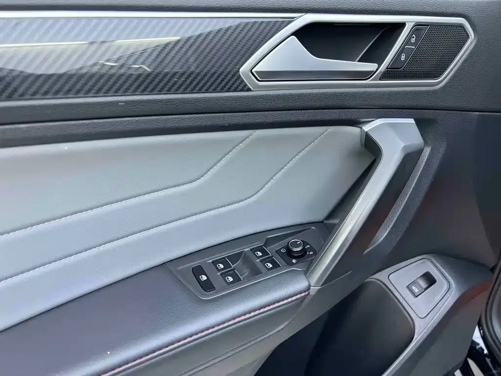 Volkswagen Tiguan X 2021 из CN, фото 10