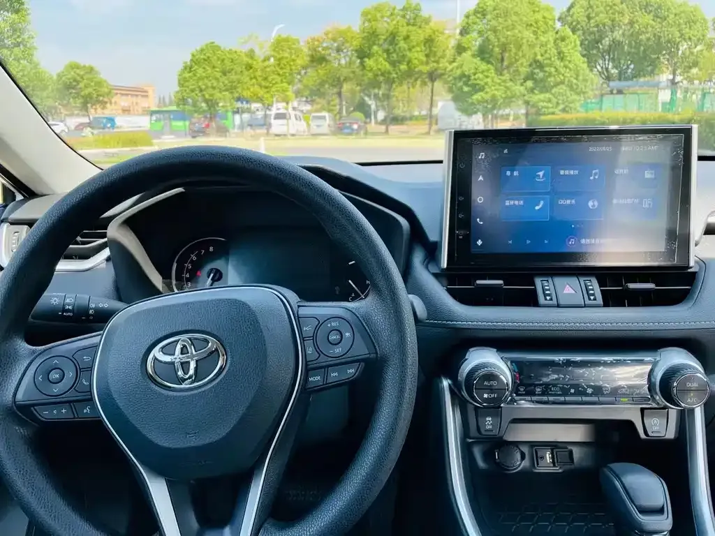 Toyota RAV4 2022 из CN, фото 8