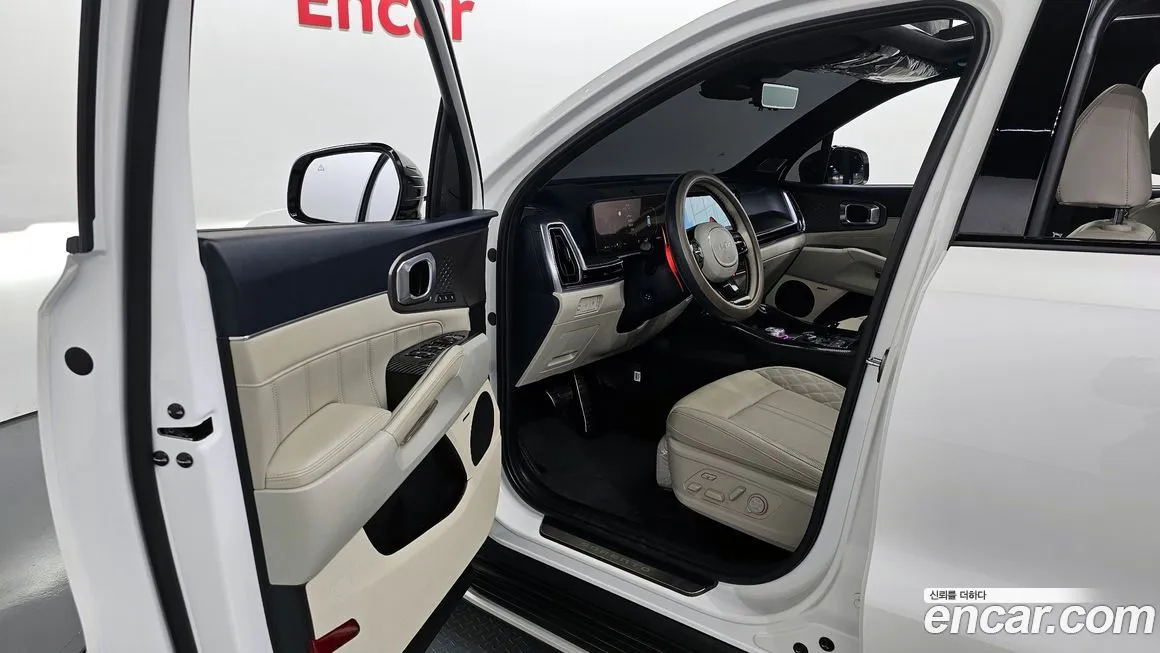 Kia Sorento — фото 8