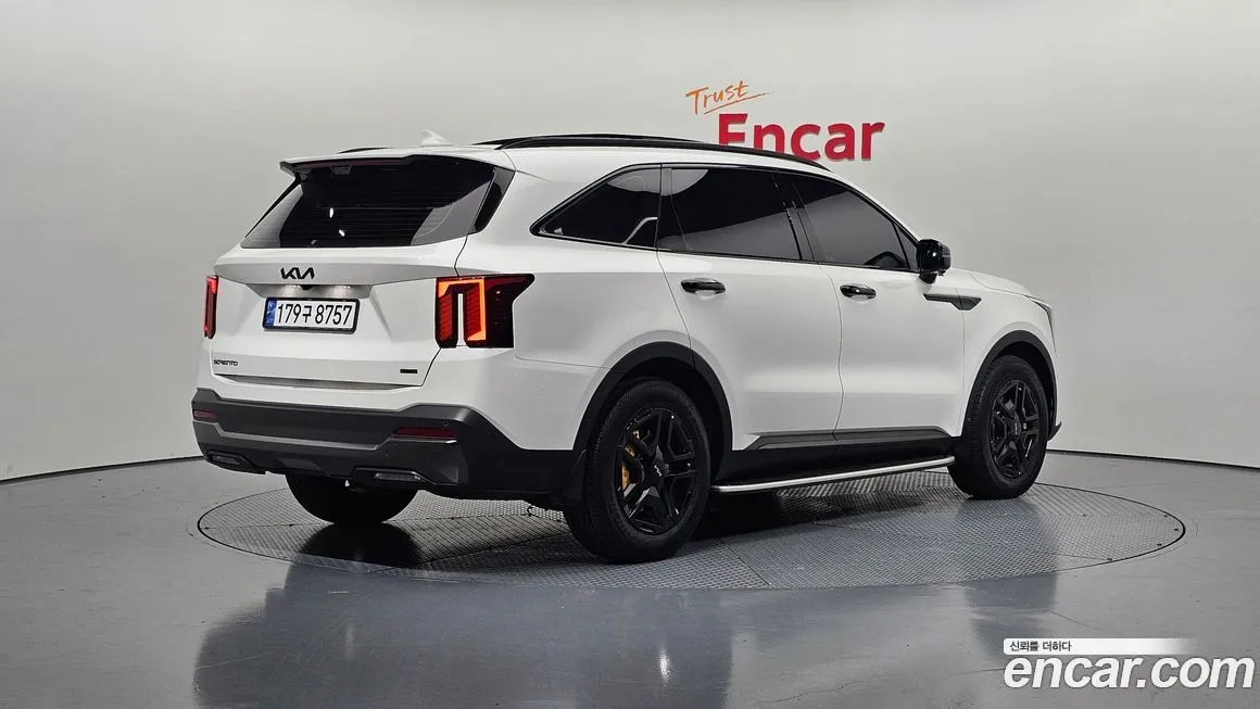Kia Sorento — фото 3