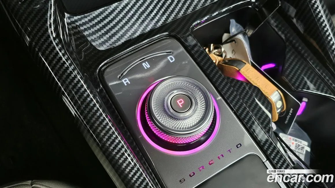 Kia Sorento — фото 9