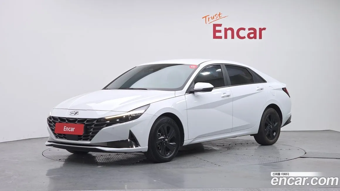 Hyundai AVANTE 2023 из KR, фото 1